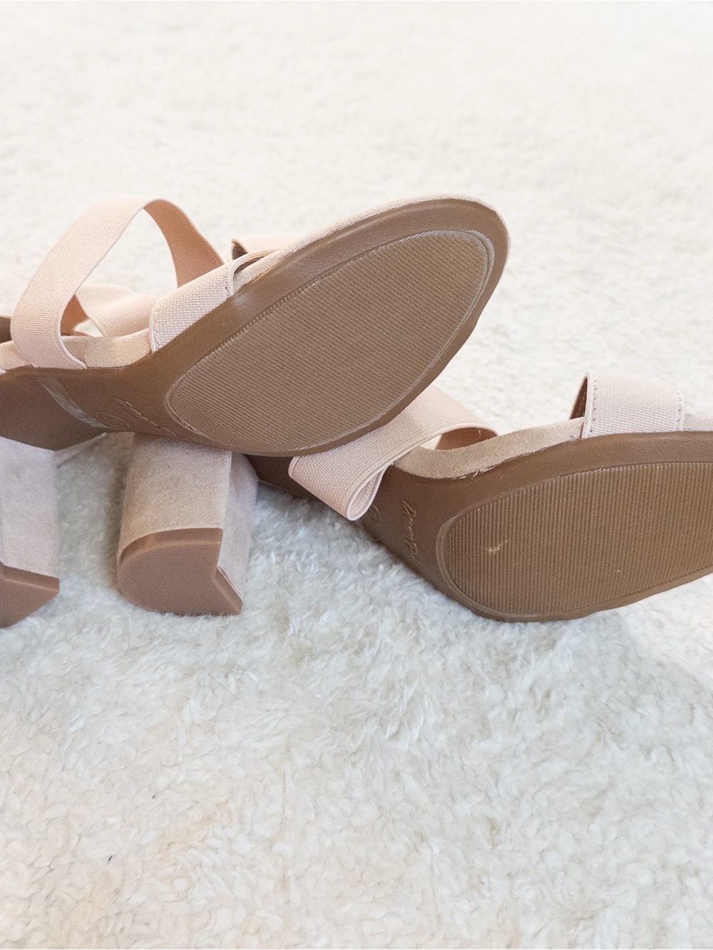 Dream Pairs Nude Strappy Block Heel Sandals Size 5 Like New - Picture 6 of 8